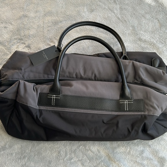 🎯NWT Ted Baker London Plier Nylon Holdall Duffle Bag Black Gray - Picture 6 of 16